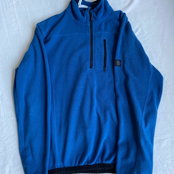 Fleece - Picture 1 of 2